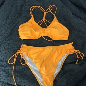 NWOT! Neon Orange bikini from from CupShe